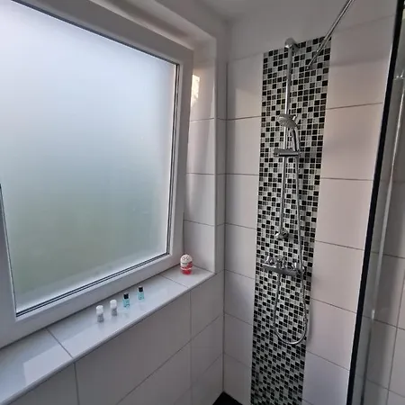 Liebevoll Eingerichtete - Zentrale Lage - Netflix & Paytv